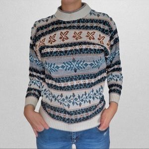 Vintage 🍁 UNIQUE Cozy Sweater